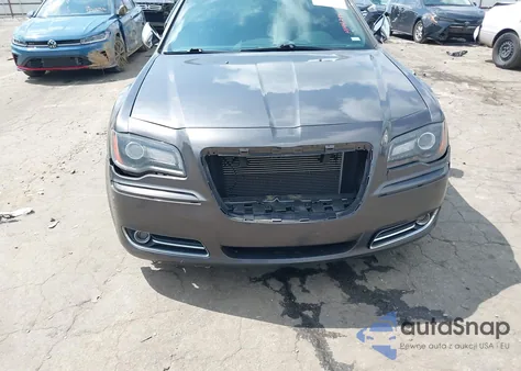 2014 Chrysler 300 300S z USA, uszkodzony, nr VIN 2C3CCABG6EH144289